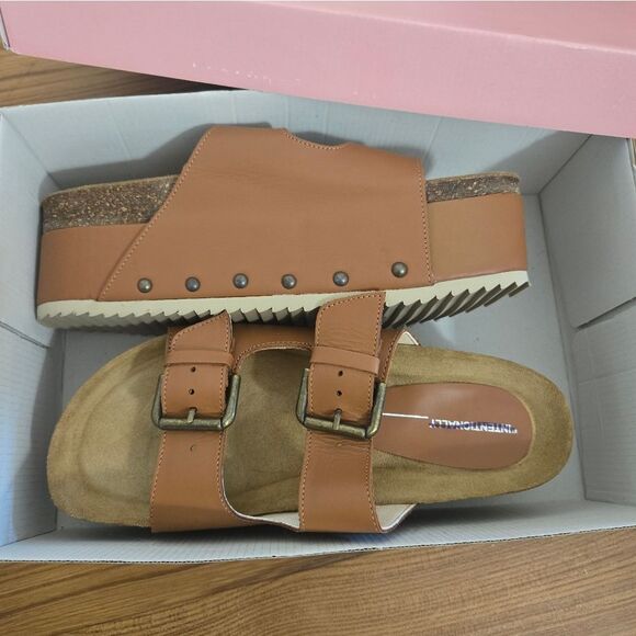 INTENTIONALLY BLANK Shoes - Intentionally Blank Rule Breaker Sandels